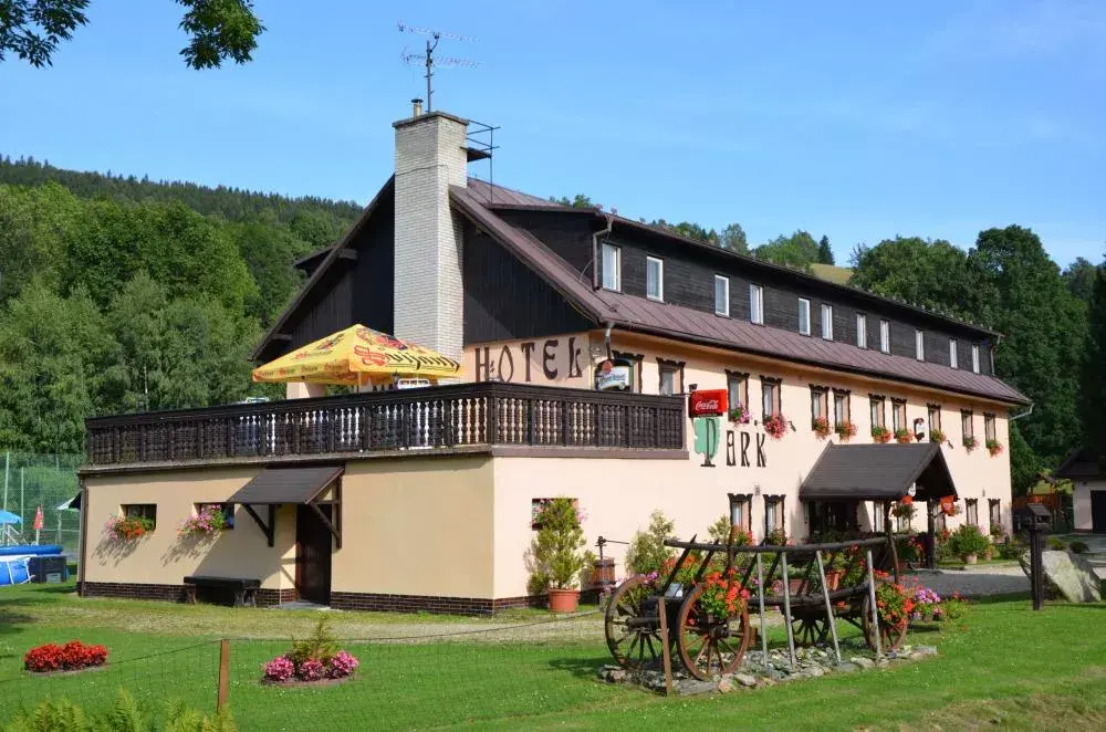 Photo 5 of Park Hotel